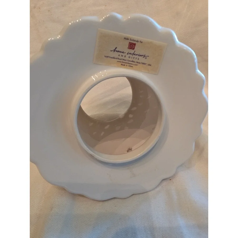 HOME INTERIORS CERAMIC MUTICOLOR FLORAL BELL SHAPED CANDLE SHADE~6" x 4" - Picture 2 of 9